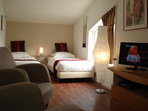 Verblijf 240804 &bull; Bed and breakfast Friese elfsteden &bull; B&B Oosterpark Harlingen 