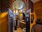 Guest house 022819 • Bed and Breakfast Rivierengebied • Boat 'Opoe Sientje'  • 3 of 25