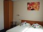 Verblijf 390802 • Bed and breakfast Zuid Limburg • Hotel De Karsteboom  • 8 van 10