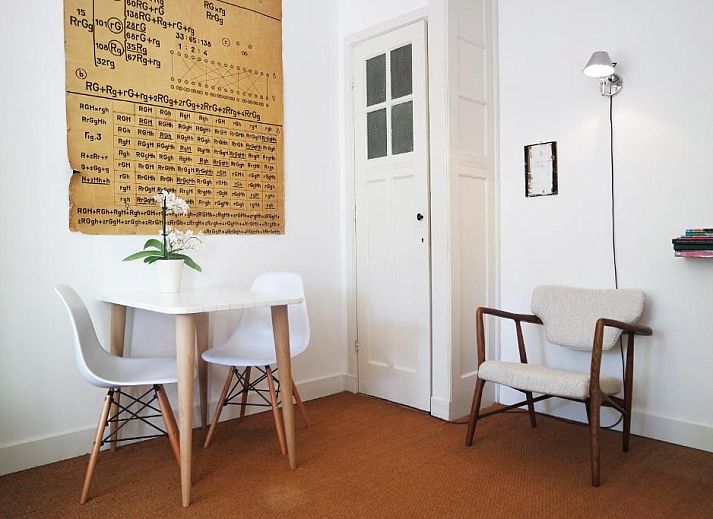 Stilvolle Sitzecke im Alberti - Bed & Bike, Bed & Breakfast in Rotterdam, Suedholland.