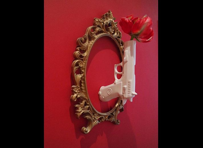 Ikonischer Hauptbahnhof in der Naehe von Alberti - Bed & Bike, Bett und Fruehstueck in Rotterdam, Suedholland.