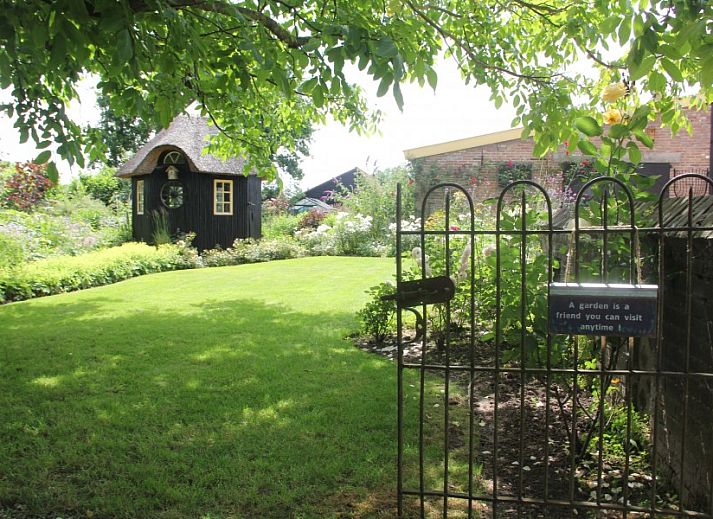Welkom bij B&B De Achtertuin in Rumpt, Gelderland, een charmante bed and breakfast in het Rivierengebied.