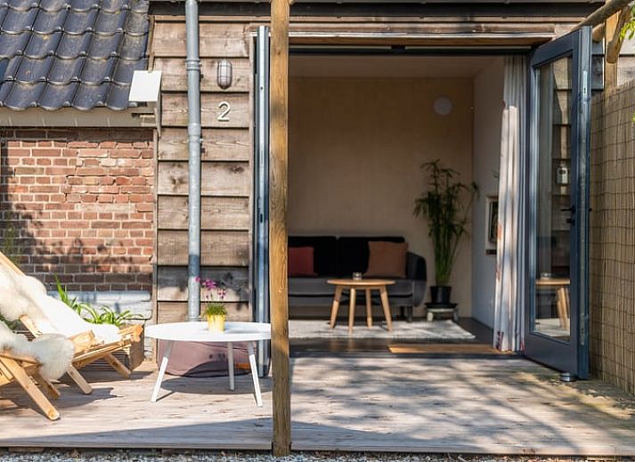 Guest house 287103 - Bed and Breakfast Rivierengebied - Huisje in Maasbommel