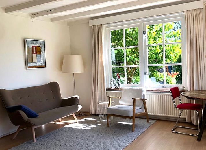 Ferienhaus in Baak mit weitem Blick auf die gruene Wiese und Schafe, in der rustikalen Achterhoek, Gelderland gelegen.