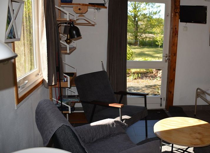 Rustieke buitenruimte van Het Puttertje, een charmante B&B in Hattem, Veluwe, Gelderland.