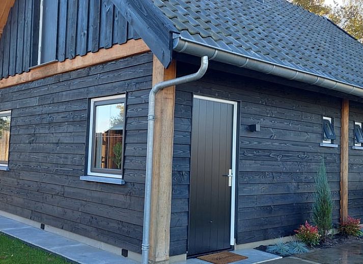 Vacation home in Stroe with a spacious veranda, located in the Veluwe, Gelderland.