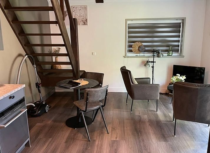Gezellig vakantiehuisje in Noordwijk, Zuidwest Groningen, omringd door groen, ideaal voor een ontspannen verblijf.