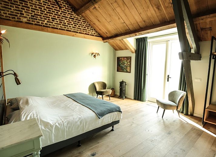 Cozy indoor area of Hof van Kleeberg in Kleeberg, South Limburg, with comfortable seating.