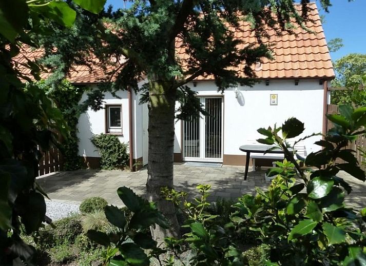 Guest house 590105 • Bed and Breakfast Noord-Beveland • B&B Vakantiehuis - BuitenGewoon