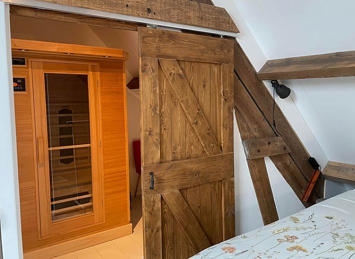 Colorful flowers for Cottage in Arnemuiden, vacation home in Walcheren, Zeeland.