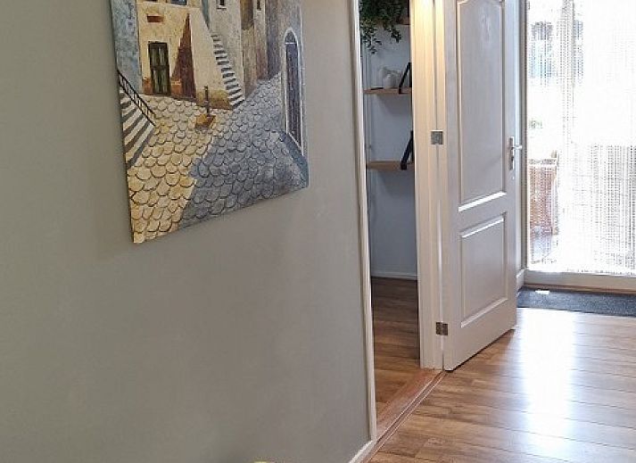 Pittoreske molen nabij DE DIJK bed and breakfast in Zuid-Beijerland, omgeven door natuur.