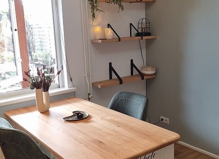 Pittoreske molen nabij DE DIJK bed and breakfast in Zuid-Beijerland, omgeven door natuur.