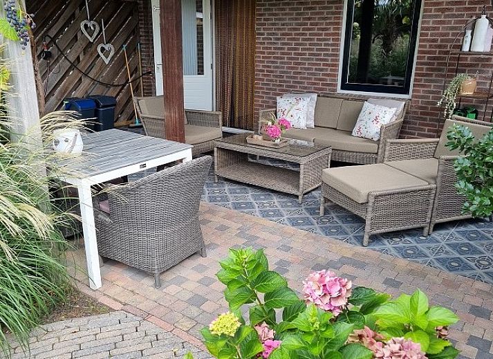 Vissersavontuur in de buurt van DE DIJK bed and breakfast in Zuid-Holland, ideaal voor natuurliefhebbers.