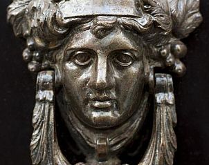 Ingang van B&B Zocher6 in Utrecht, een stijlvolle bed and breakfast in het stadscentrum.