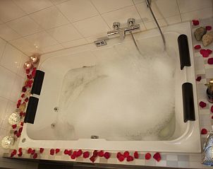 Romantisch bubbelbad bij Bed en Brood - Veere, ontspannen in Walcheren, Zeeland