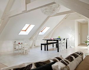 Stijlvolle eetruimte bij Bed en Brood - Veere, modern verblijf in Walcheren, Zeeland