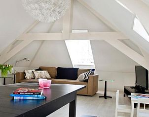 Ruime woonkamer bij Bed en Brood - Veere, stijlvol verblijf in Walcheren, Zeeland