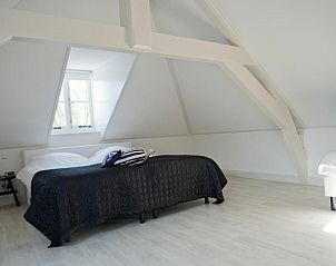 Ruime slaapkamer bij Bed en Brood - Veere, stijlvol verblijf in Walcheren, Zeeland