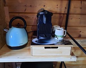 Moderne koffie- en theefaciliteiten in Vakantiehuisje in Wapenveld, Veluwe, Gelderland voor een comfortabele verblijf.