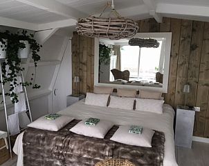 Bed and breakfast Sint Maartensvlotbrug huren? Zoek en ...