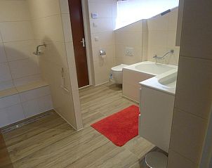 Guest house 493805 - Bed and Breakfast Midden Limburg - B&B De Kleine Wijngaard