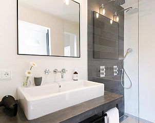 Guest house 533802 - Bed and Breakfast Midden Limburg - Het Raadhuys - design B&B