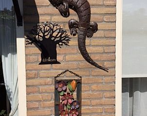 Decoratieve muurkunst bij Oddingsplace bed and breakfast in Hardenberg, Vechtstreek, Overijssel. Welkom gevoel voor gasten.