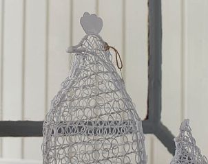 Decoratieve elementen in Vakantiehuis in Oudewater, Utrecht. Unieke details voor een sfeervol verblijf.