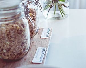 Ontbijtgranen in Vakantiehuis in Oudewater, Utrecht. Begin de dag goed in een bed and breakfast.