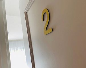 Kamernummer twee in B&B Duinhuys, Zeeland met uitnodigende entree.